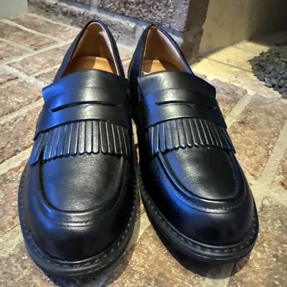 Easy Spirit Jett Fringe Leather Penny Loafer in Black Size 7.5W - Picture 2 of 16